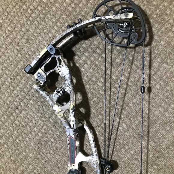 Hoyt RX5 - Picture 4 of 10
